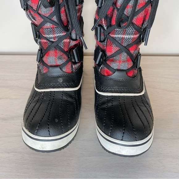 Skechers Highlander KLONDIKE Buffalo Plaid
Black & Red Lace Boots 6.5 - Picture 6 of 13
